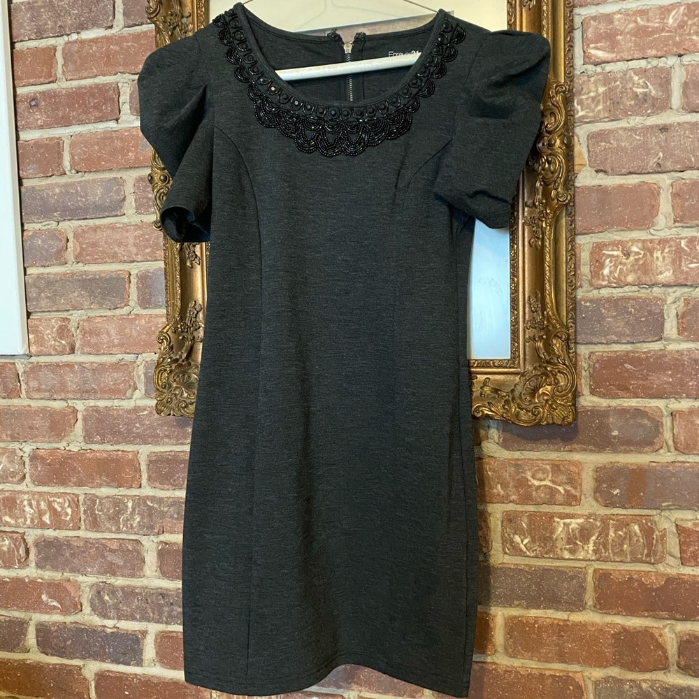 Grey/Black puffy sleeve dress